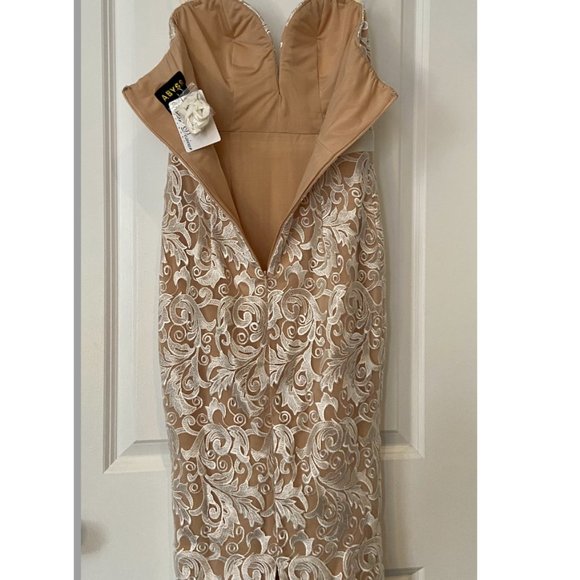 NWT Midi White Lace Strapless Dress by Abyss - Picture 6 of 7